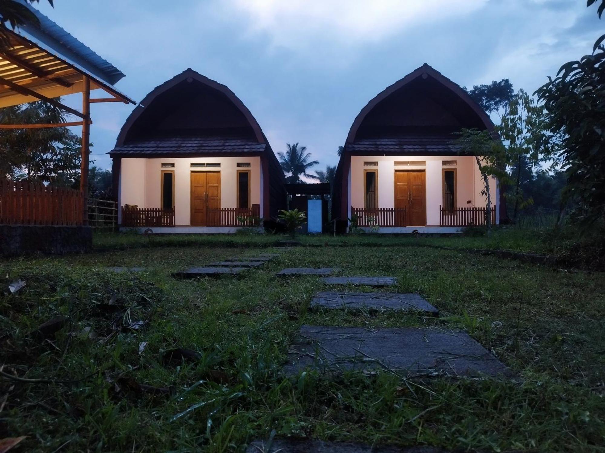 Bale Tetebatu Villa Стая снимка