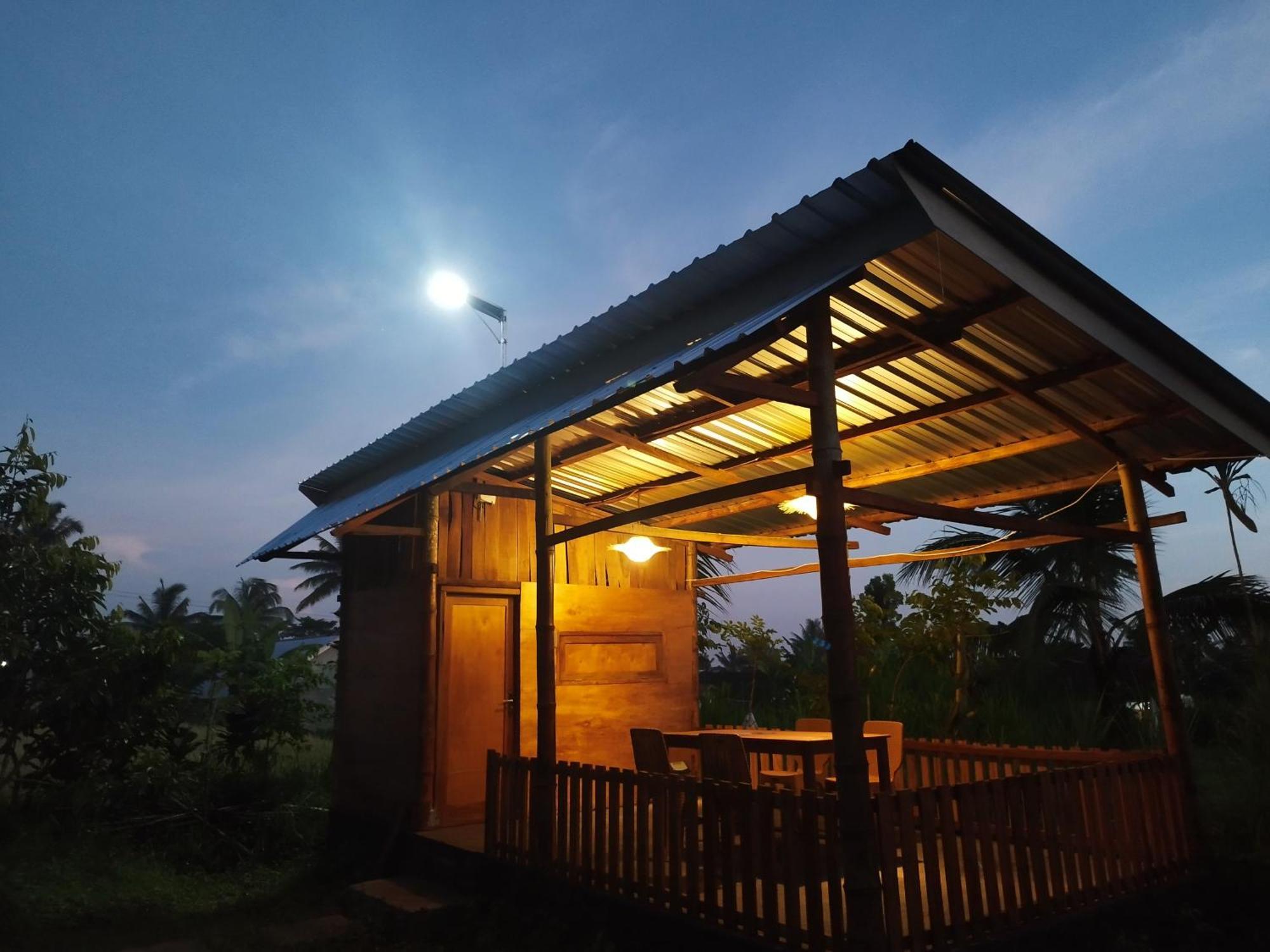 Bale Tetebatu Villa Екстериор снимка